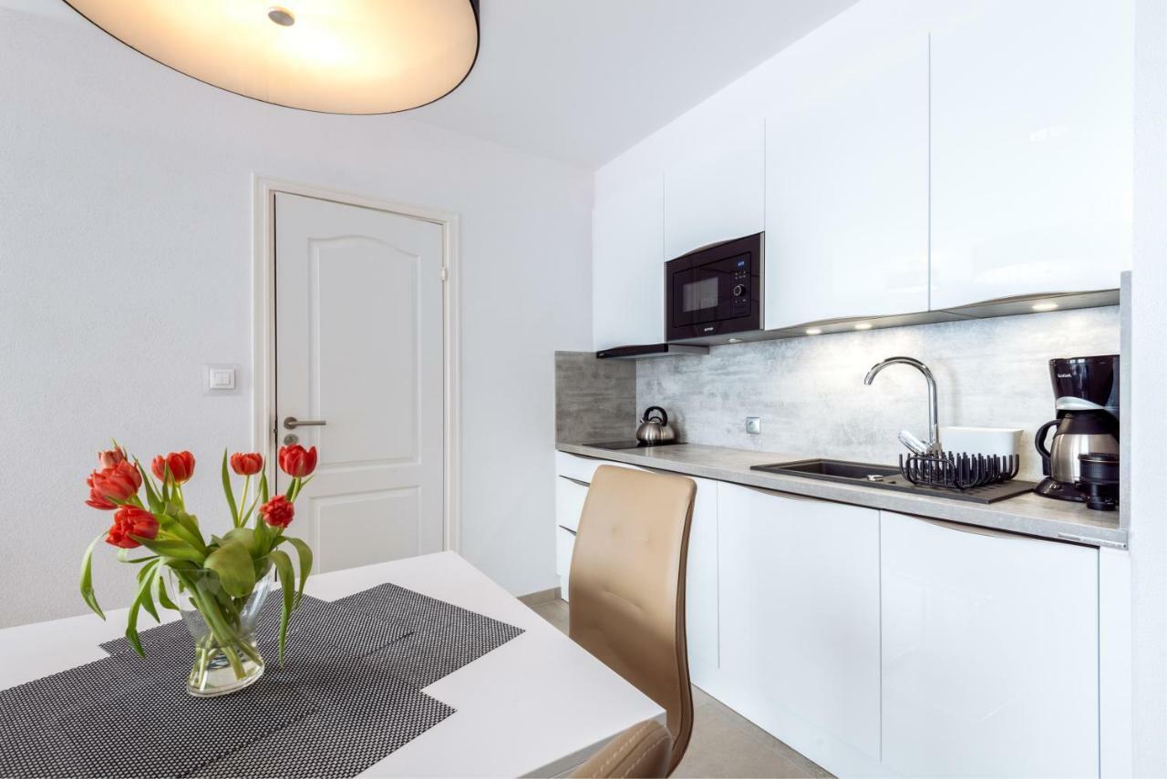 Apartamenty NAVIGATOR-PORT Kolobrzeg Bagian luar foto